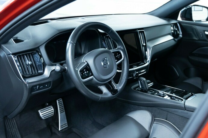 volvo-v60-elektrisitetbensin-2021-big-5