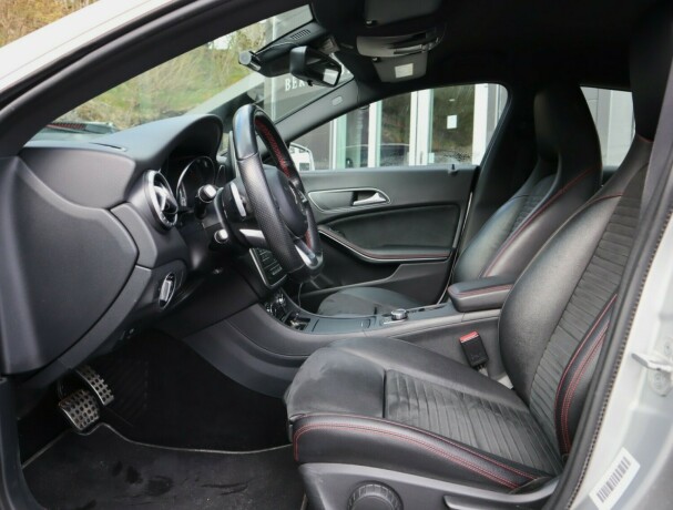 mercedes-benz-cla-bensin-2016-big-8