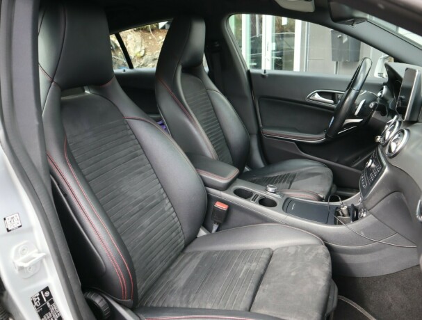 mercedes-benz-cla-bensin-2016-big-12