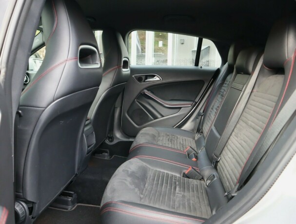 mercedes-benz-cla-bensin-2016-big-13