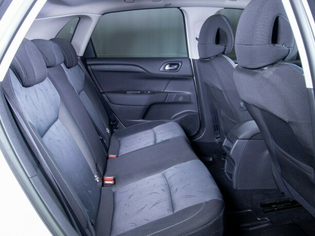 citroen-c4-diesel-2015-big-48