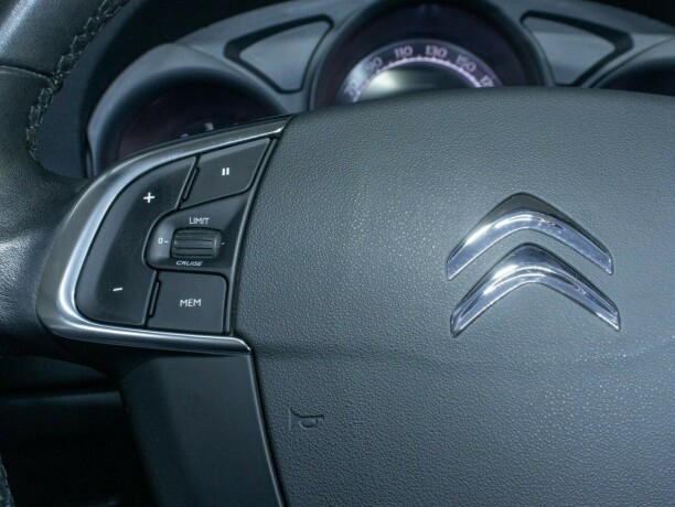citroen-c4-diesel-2015-big-26