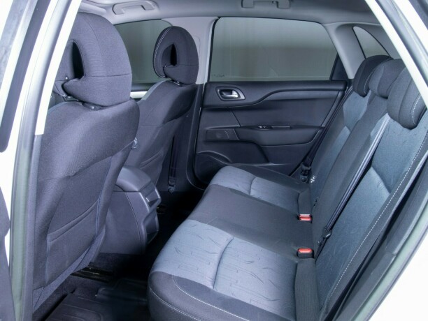 citroen-c4-diesel-2015-big-42