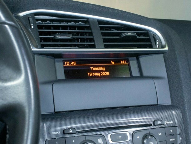 citroen-c4-diesel-2015-big-32