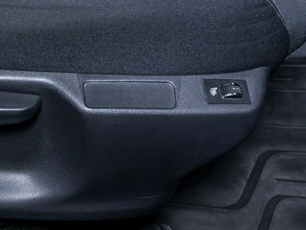 citroen-c4-diesel-2015-big-14