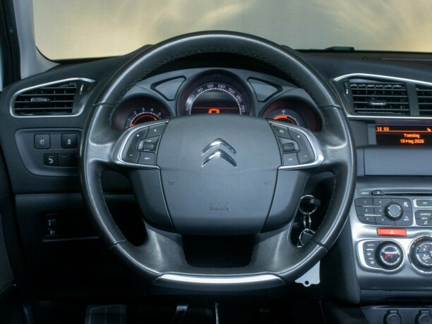 citroen-c4-diesel-2015-big-30