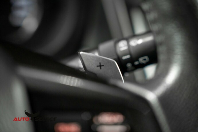 subaru-xv-bensin-2012-big-32