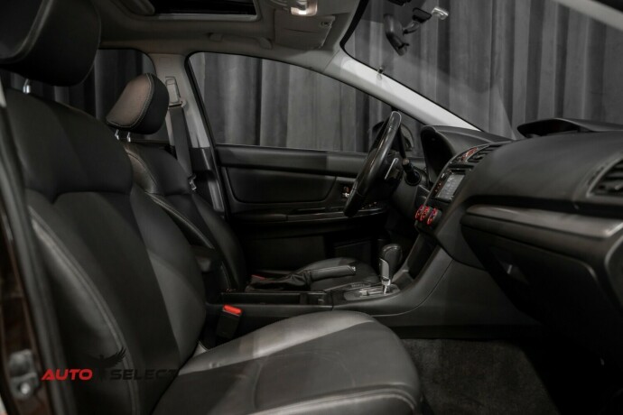 subaru-xv-bensin-2012-big-17