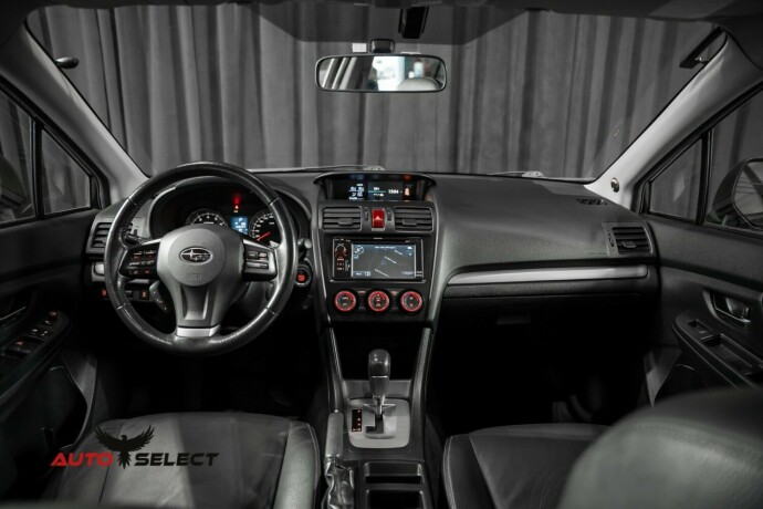subaru-xv-bensin-2012-big-33