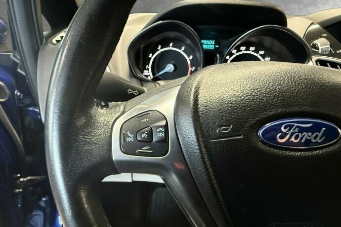 ford-b-max-bensin-2015-big-12