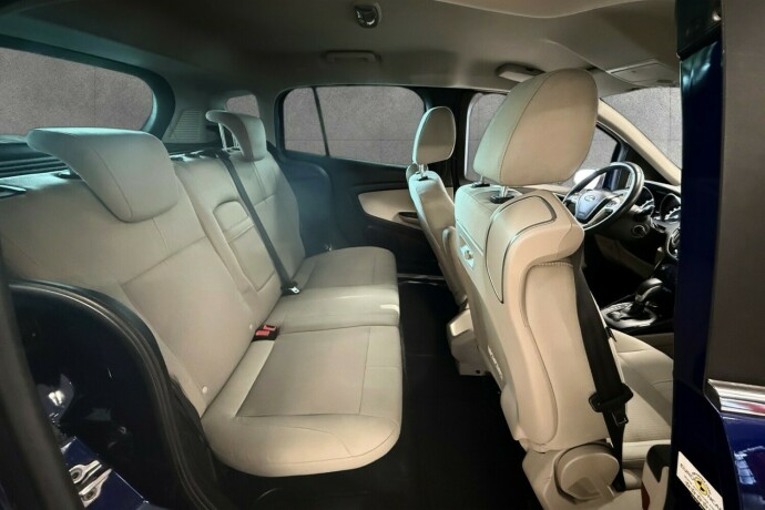 ford-b-max-bensin-2015-big-6
