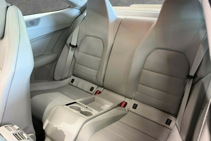 mercedes-benz-c-klasse-bensin-2012-big-2
