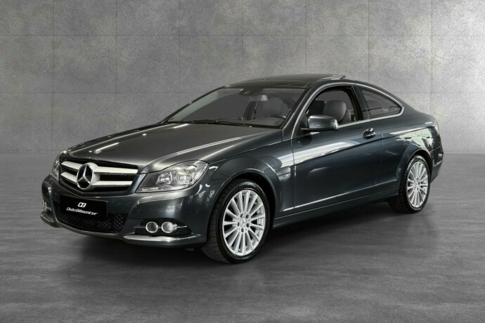 mercedes-benz-c-klasse-bensin-2012-big-22