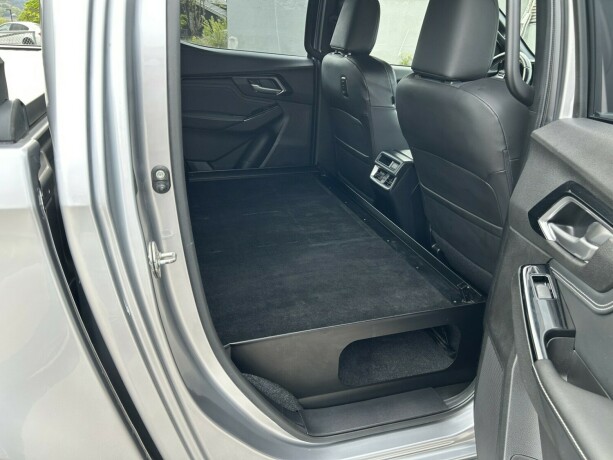 isuzu-d-max-diesel-2021-big-10