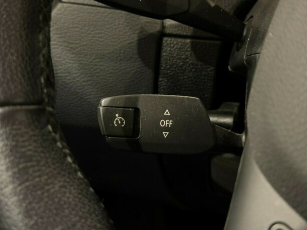 bmw-x1-diesel-2011-big-17