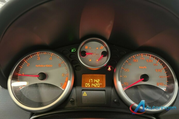 peugeot-207-bensin-2006-big-11