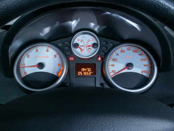 peugeot-207-bensin-2006-big-22