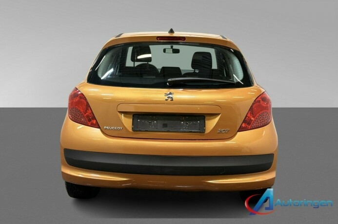 peugeot-207-bensin-2006-big-4
