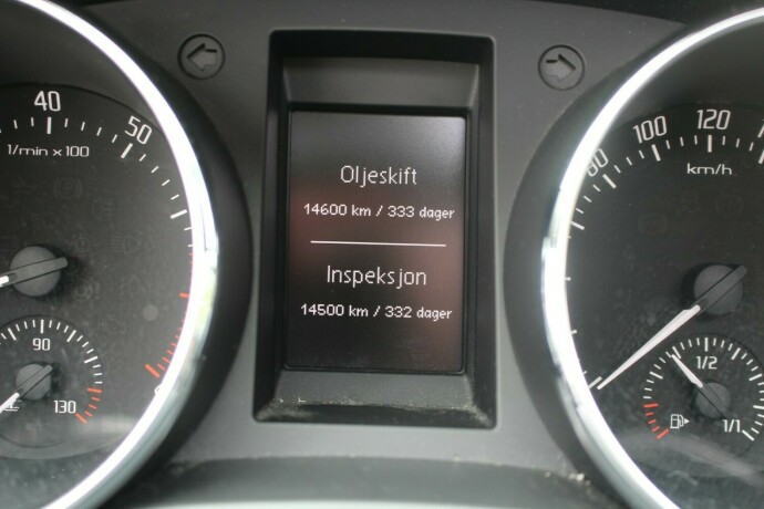 skoda-yeti-bensin-2015-big-10