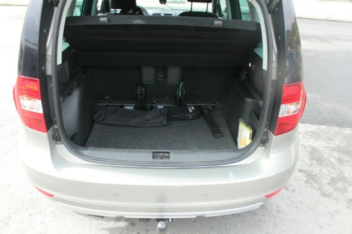 skoda-yeti-bensin-2015-big-4