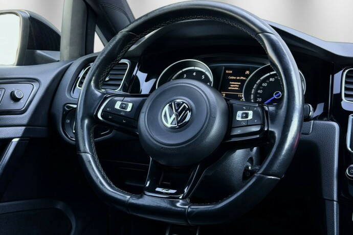 volkswagen-golf-bensin-2014-big-20