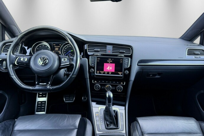 volkswagen-golf-bensin-2014-big-18