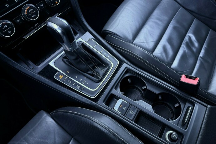 volkswagen-golf-bensin-2014-big-33