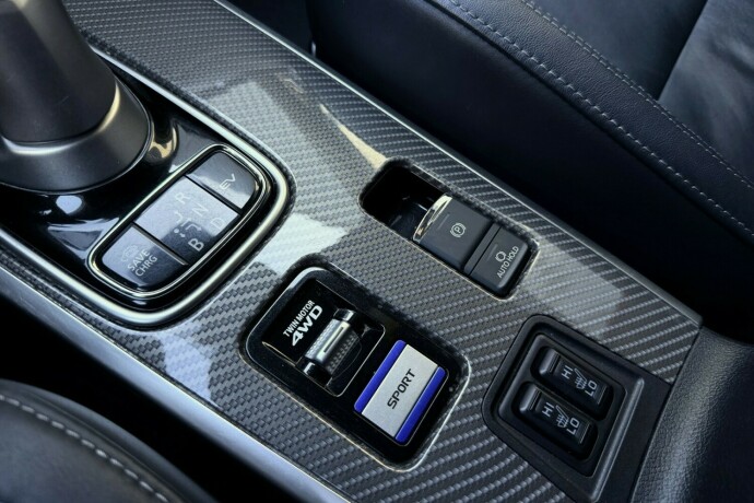 mitsubishi-outlander-elektrisitetbensin-2019-big-32