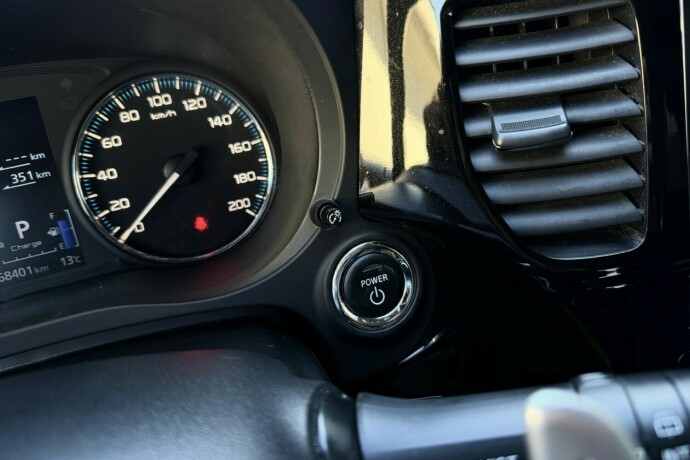 mitsubishi-outlander-elektrisitetbensin-2019-big-21
