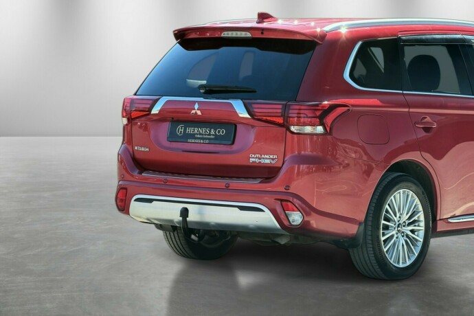 mitsubishi-outlander-elektrisitetbensin-2019-big-7