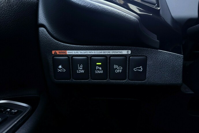 mitsubishi-outlander-elektrisitetbensin-2019-big-22