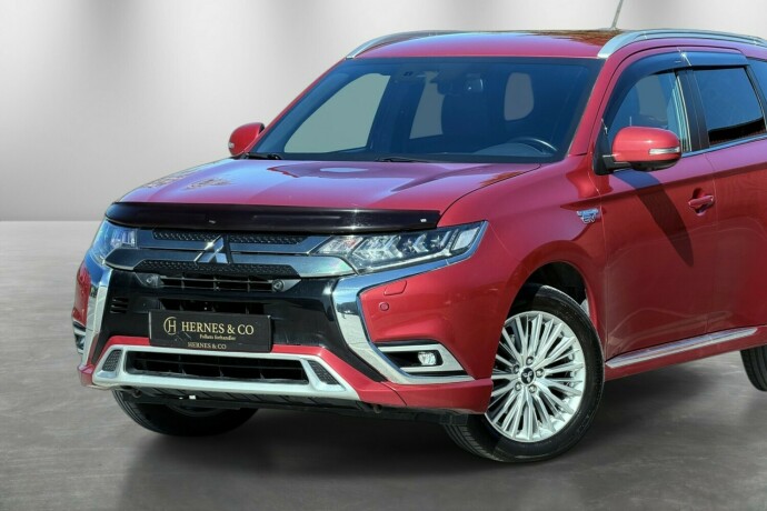 mitsubishi-outlander-elektrisitetbensin-2019-big-2
