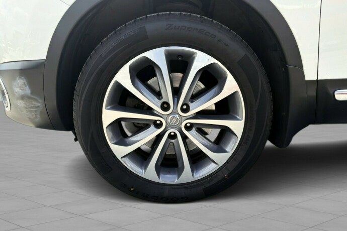 nissan-qashqai2-diesel-2014-big-17
