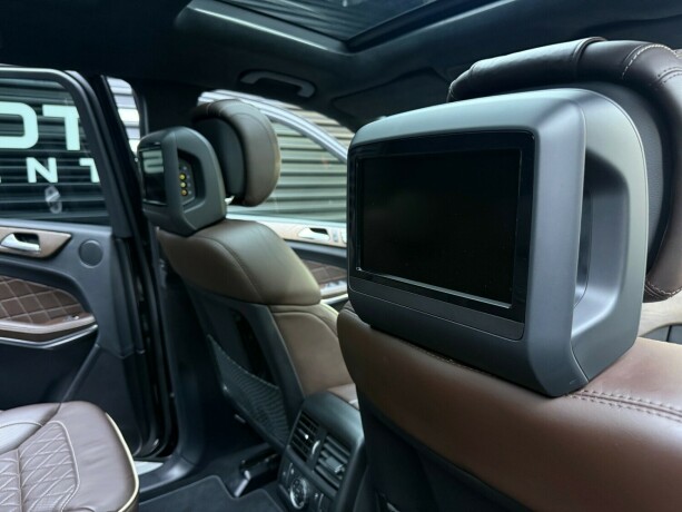 mercedes-benz-gl-bensin-2013-big-38