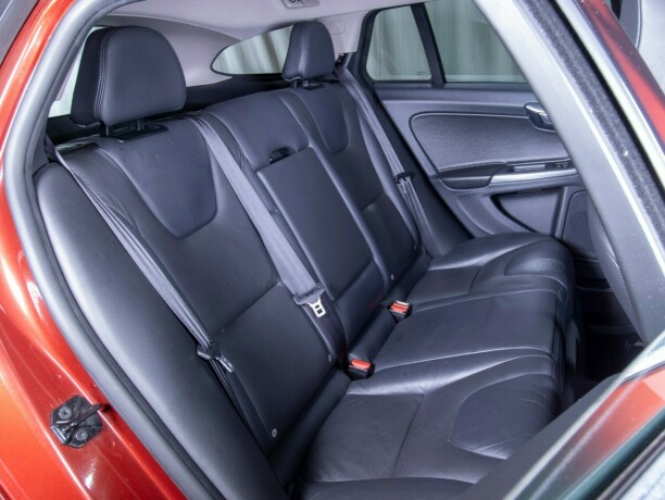 volvo-v60-diesel-2011-big-40