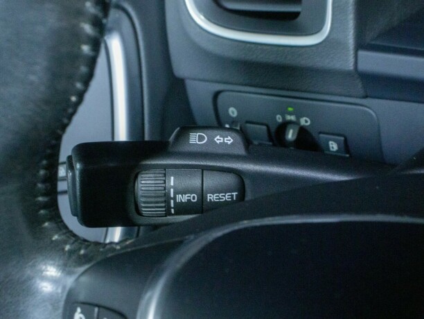 volvo-v60-diesel-2011-big-27