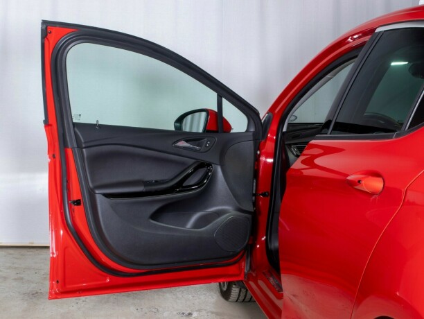opel-astra-bensin-2015-big-21