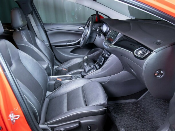 opel-astra-bensin-2015-big-44