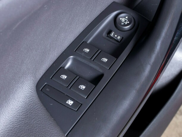 opel-astra-bensin-2015-big-22