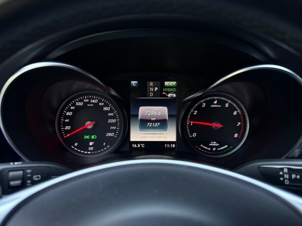 mercedes-benz-c-klasse-elektrisitetbensin-2018-big-14