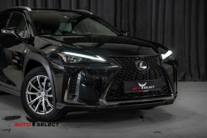 lexus-ux250h-elektrisitetbensin-2019-big-1