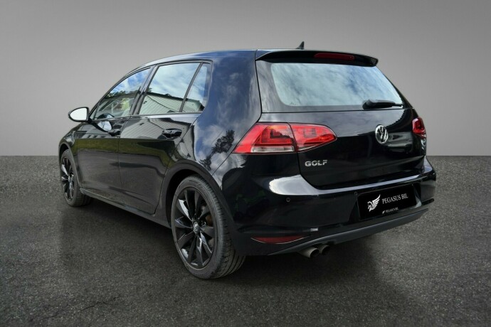 volkswagen-golf-bensin-2015-big-6
