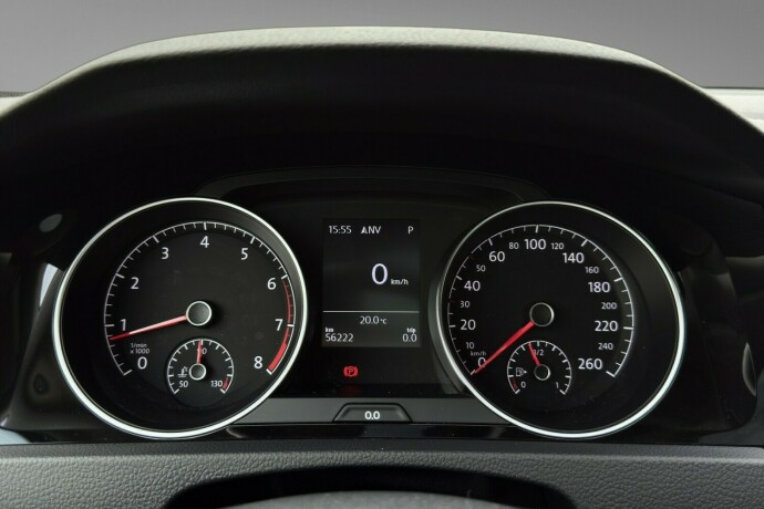 volkswagen-golf-bensin-2015-big-16