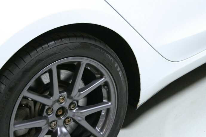tesla-model-3-elektrisitet-2019-big-25
