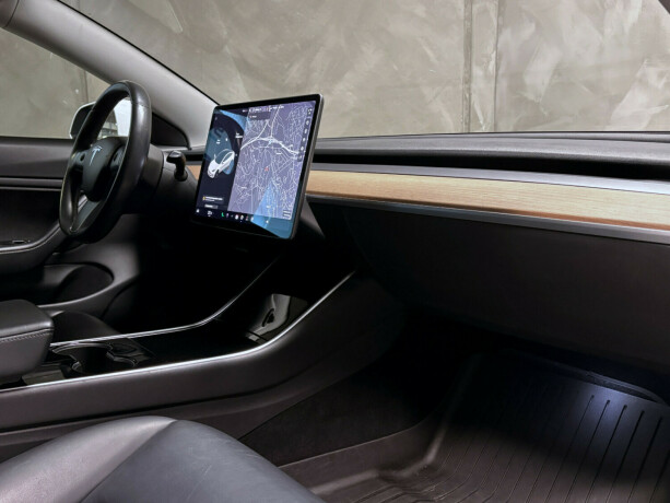 tesla-model-3-elektrisitet-2019-big-4