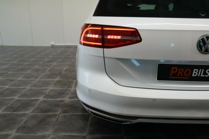 volkswagen-passat-elektrisitetbensin-2017-big-4