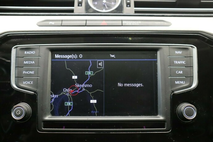 volkswagen-passat-elektrisitetbensin-2017-big-28