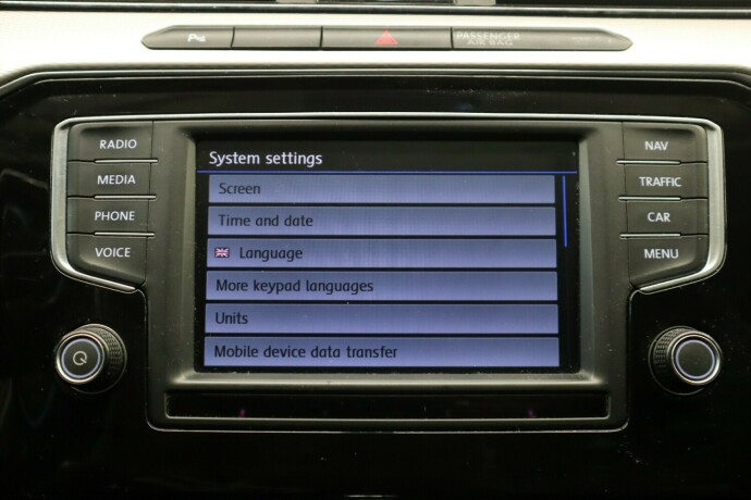 volkswagen-passat-elektrisitetbensin-2017-big-30