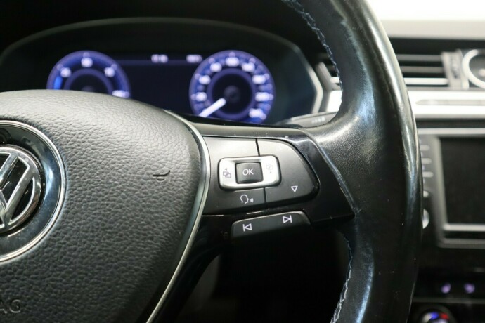 volkswagen-passat-elektrisitetbensin-2017-big-19