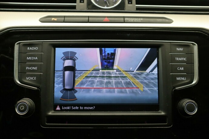 volkswagen-passat-elektrisitetbensin-2017-big-32